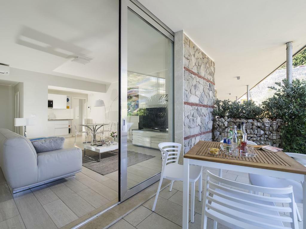 Apartahotel Isola Bella Infinity 2*